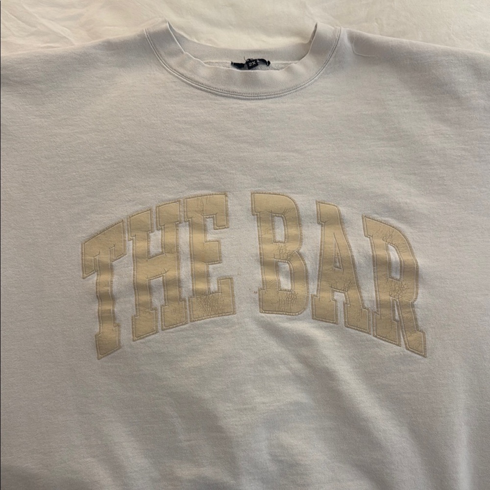 THE BAR white & cream sweatshirt